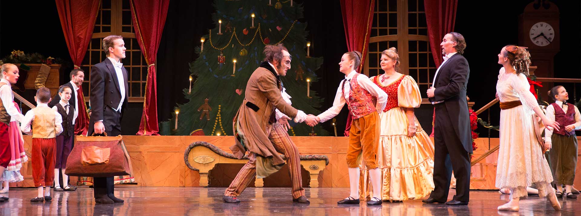 Community Partners with the Garden City Ballet - dancers on stage